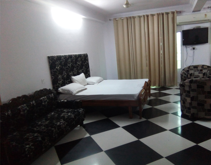 Hotel Shivmurti-Standard